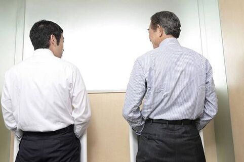 проблеми с уринирането поради простатит